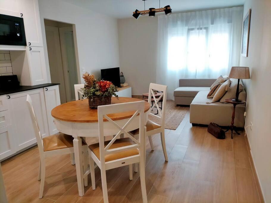 Piso Con Encanto En Pleno Centro โอเบียโด ภายนอก รูปภาพ
